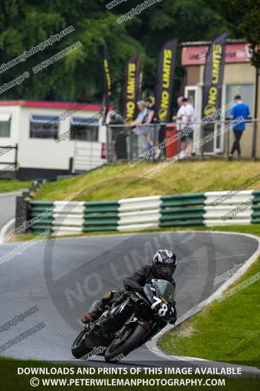cadwell no limits trackday;cadwell park;cadwell park photographs;cadwell trackday photographs;enduro digital images;event digital images;eventdigitalimages;no limits trackdays;peter wileman photography;racing digital images;trackday digital images;trackday photos